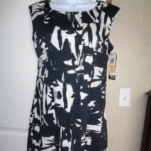 My Michelle Dress SZ 7 NWT
